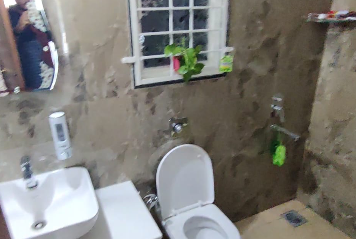 1170
